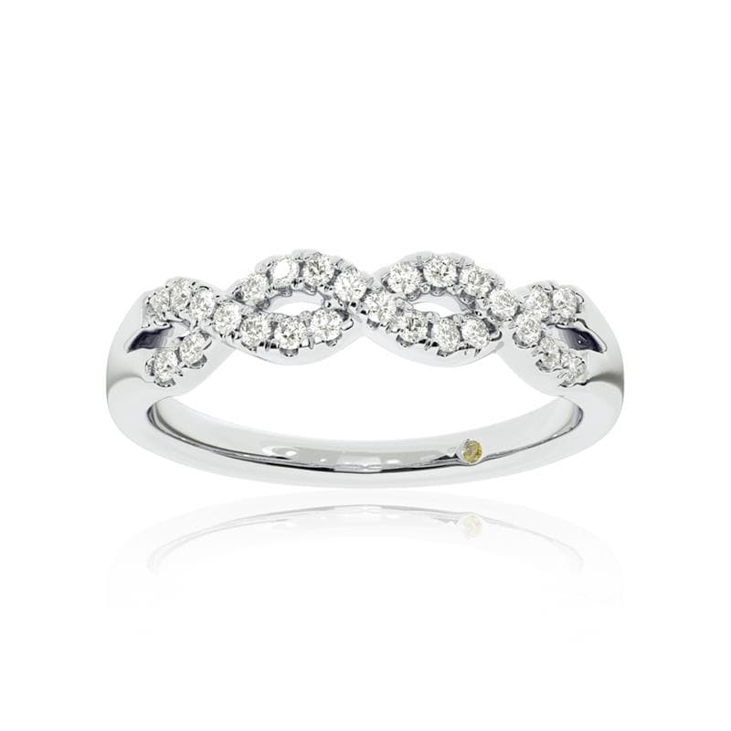 Everlasting Embrace Lab Grown Diamond Ring